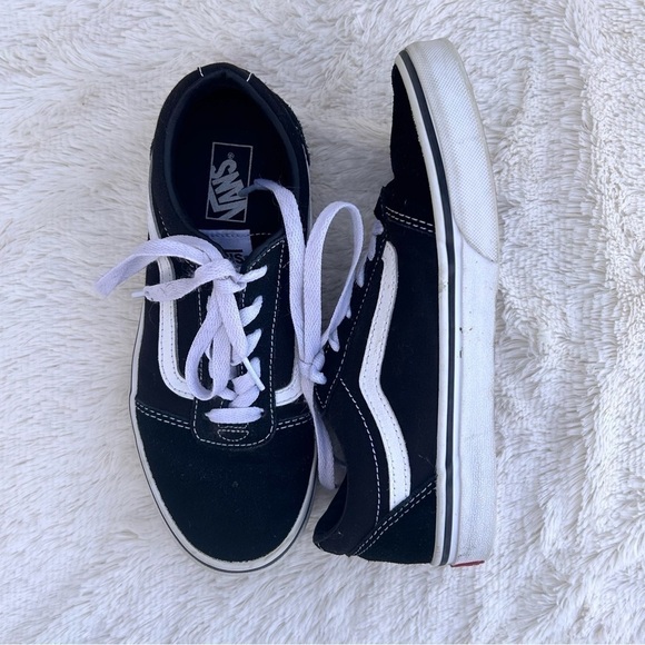 Vans Old Skool black shoes-4.5Y - Picture 2 of 6